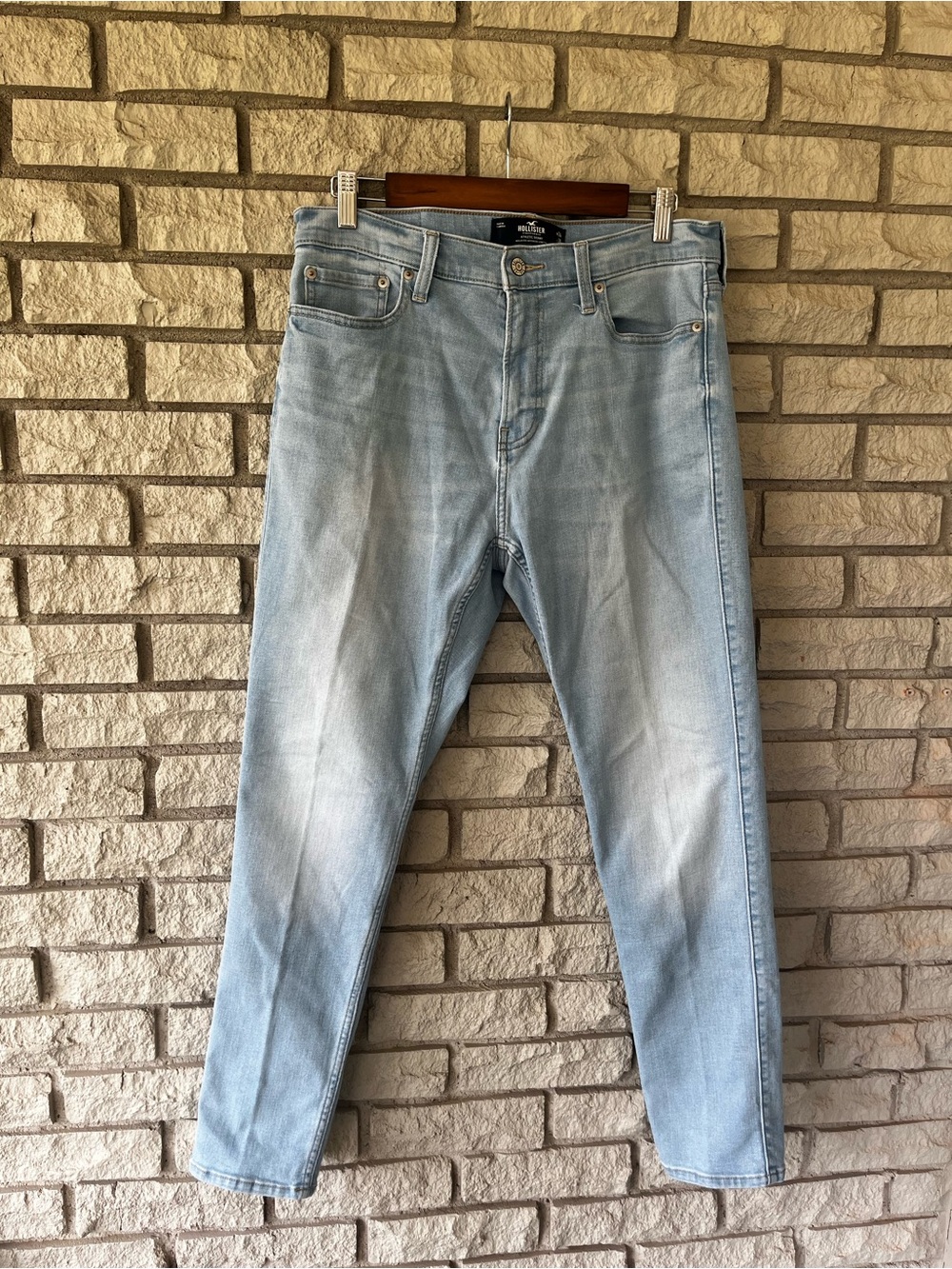 Men’s Hollister Light Wash Athletic Fit Skinny Jeans W32 L30